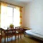 Location In - Old Town *